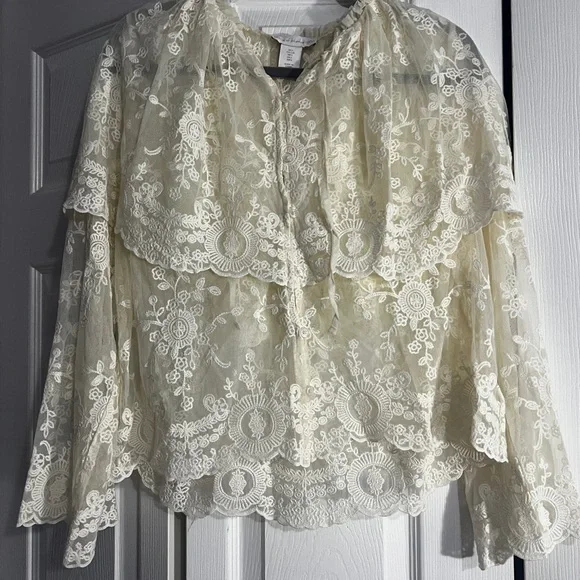 House of Harlow 1960 Cream Lace Overlay Blouse - Picture 3 of 14